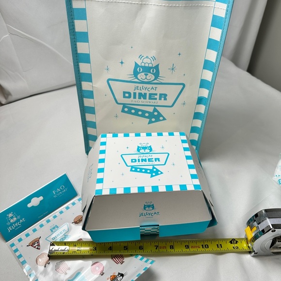 Authentic Jellycat Diner FAO Schwarz Playful Set Hamburger Box and Stickers - Picture 8 of 9